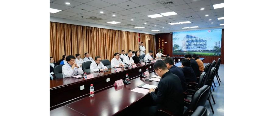 深圳K8凯发(中国)集团代表团前往沈阳医学院附属中心医院召开调研研讨，共同探寻生命健康产业合作新机遇